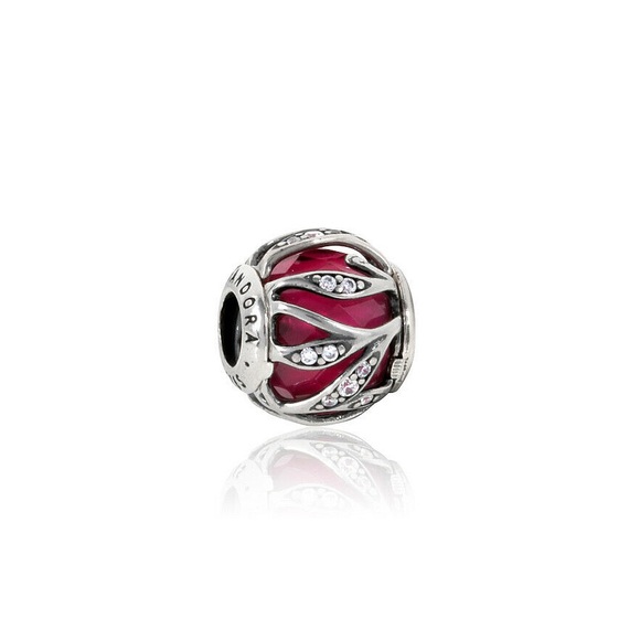 Pandora Royal Red Nature’s Radiance charm - Picture 1 of 2